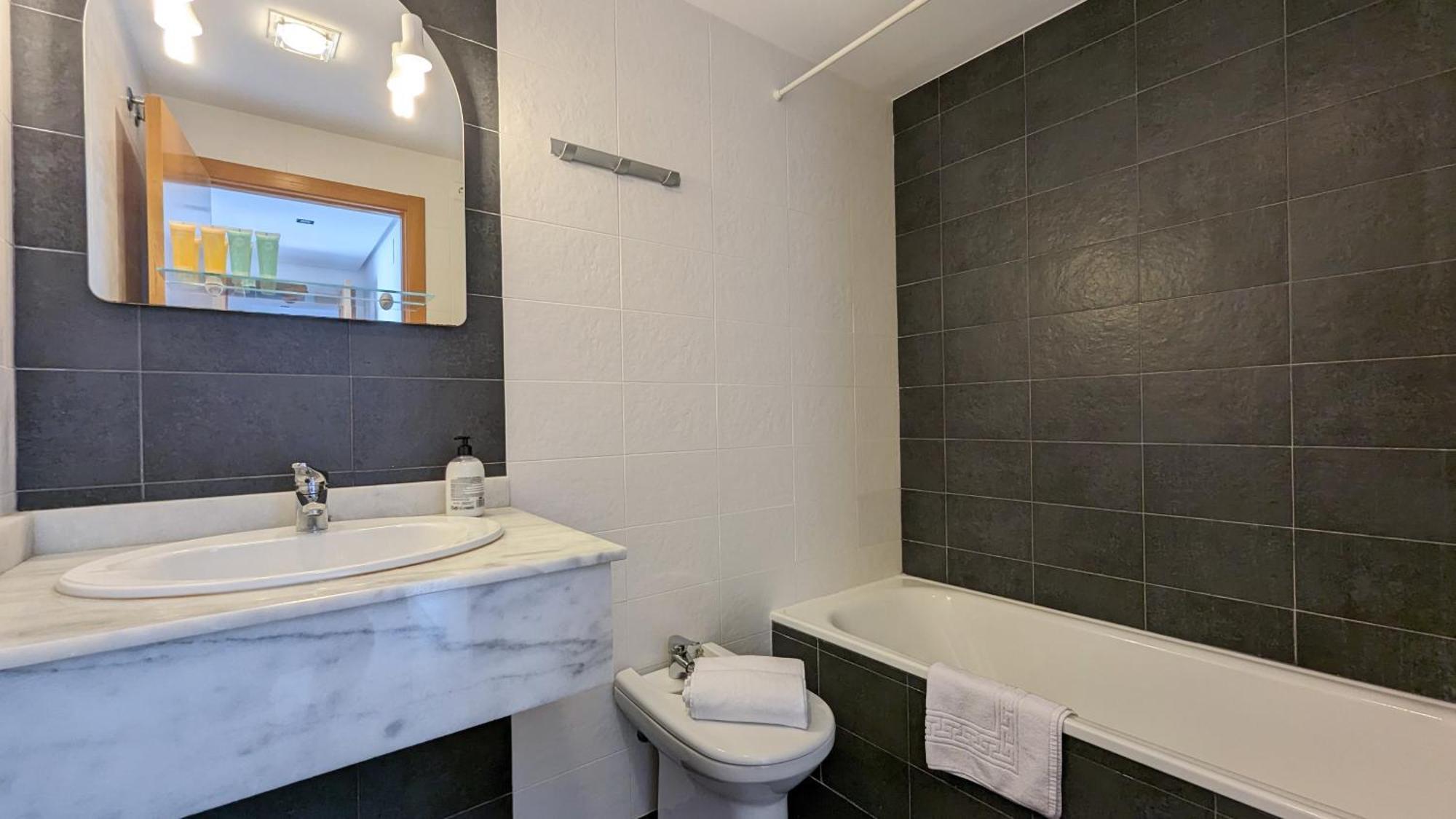 בנידורם Torre Lugano Sea View Apartment מראה חיצוני תמונה